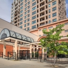 Luxury Oasis in The Heart of The City